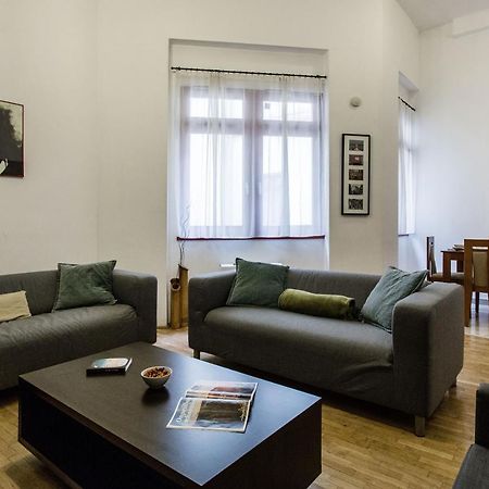 Family Suite By Heroes' Square Budapest Exterior photo